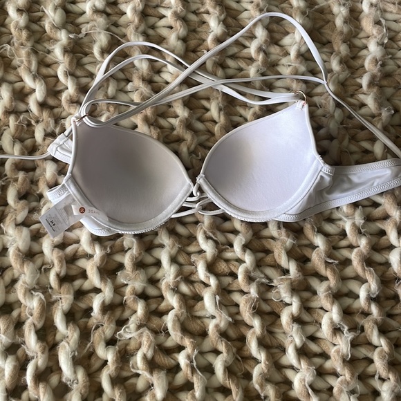 Underwire padded push-up swimsuit - Picture 2 of 2